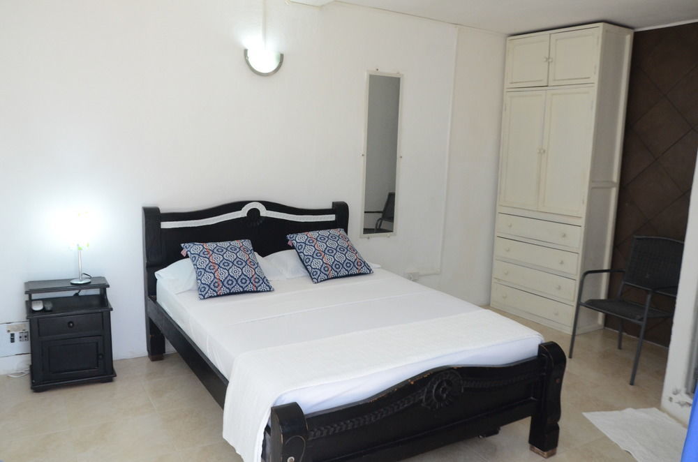 Hotel Plaza De La Trinidad Cartagena ภายนอก รูปภาพ