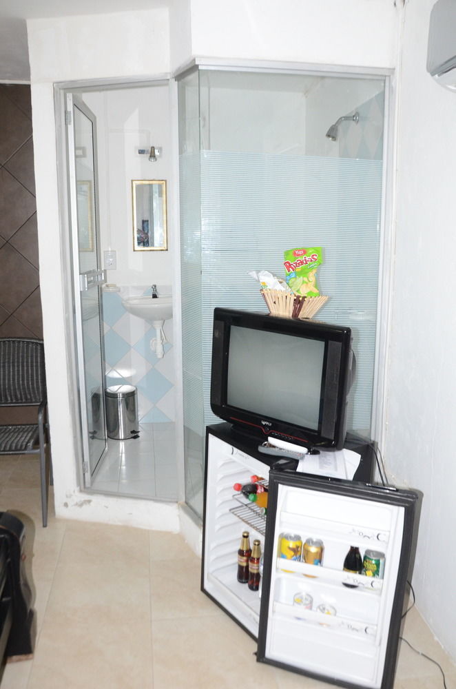 Hotel Plaza De La Trinidad Cartagena ภายนอก รูปภาพ
